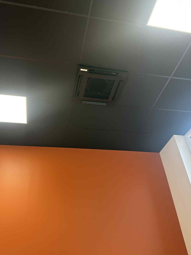 Entreprise de Valenciennes équipée d’une climatisation