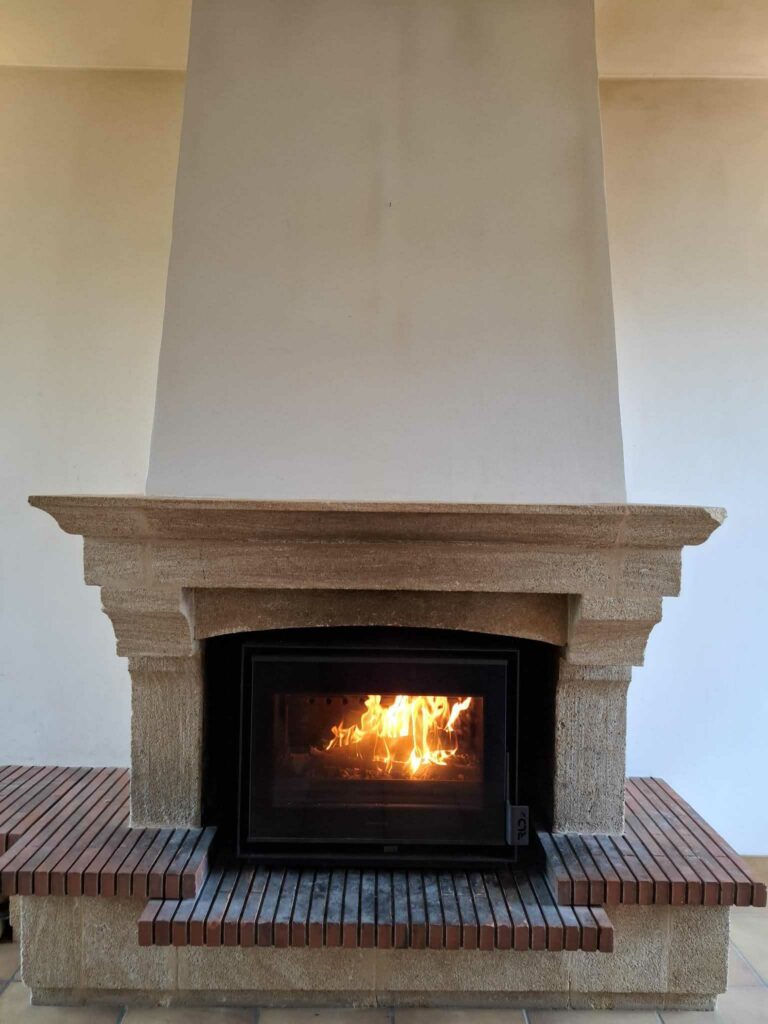 Insert à bois posé par un installateur RGE