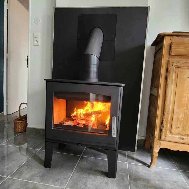 Pose de poêle à bois sur pied à Valenciennes